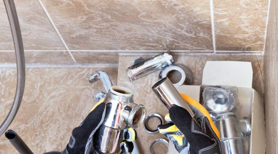 Professional residential roofers in Charlton Heights, WV